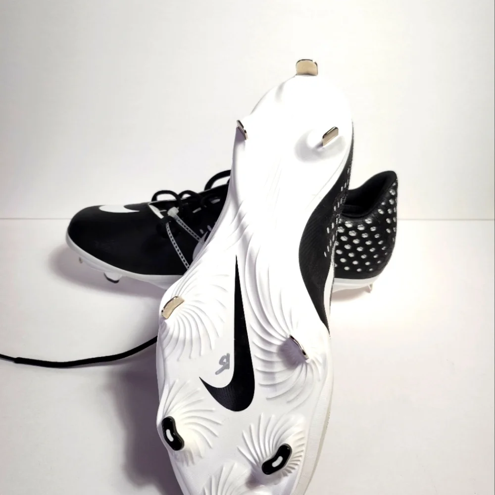 SOLD. NIKE LUNAR VAPOR ULTRAFLY ELITE 2 - LOW METAL BASEBALL CLEATS. Size 12 - Picture 4 of 5
